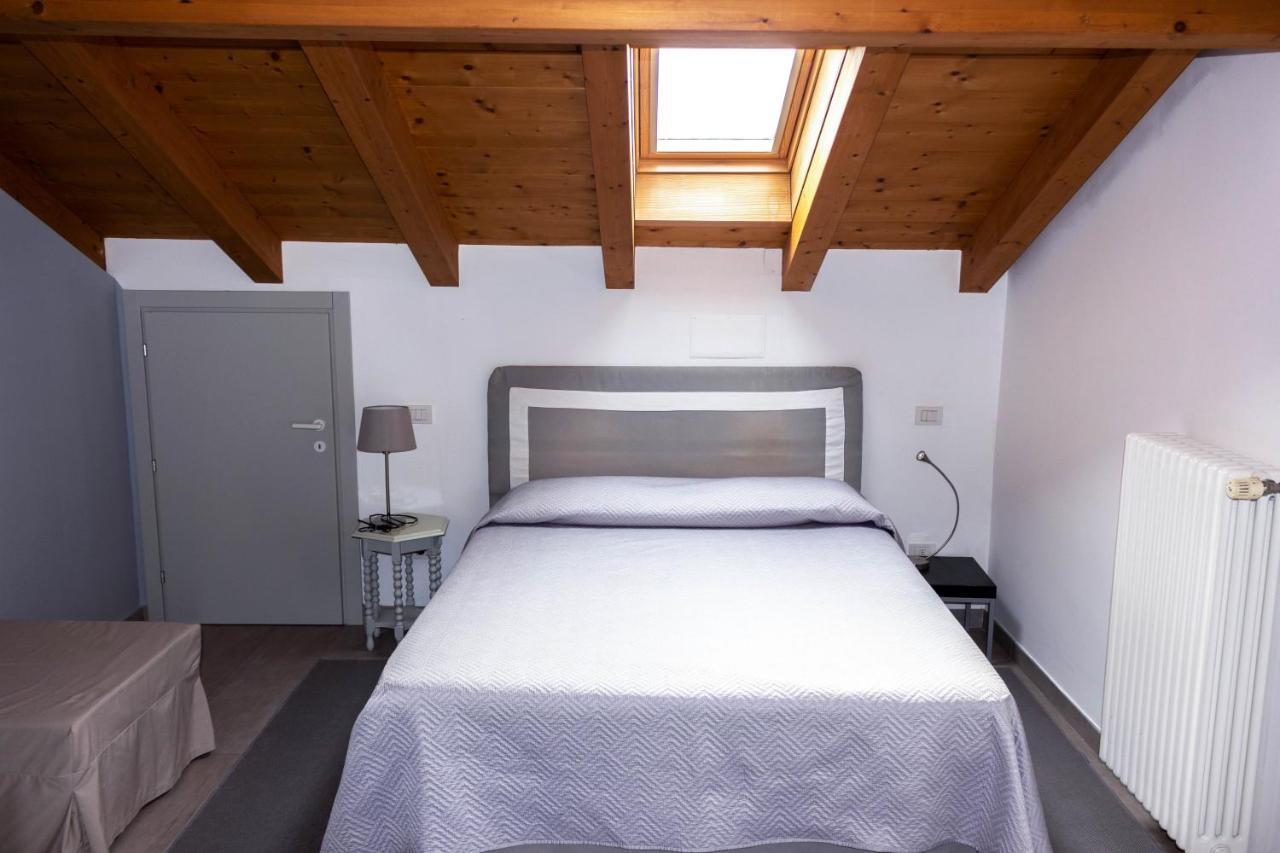Monica Appartamenti Sirmione Exteriör bild